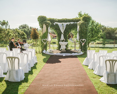 Svadobný obrad v parku Kormorán