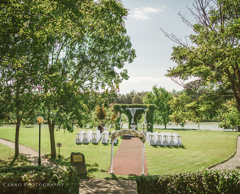 Svadobný obrad v parku Kormorán